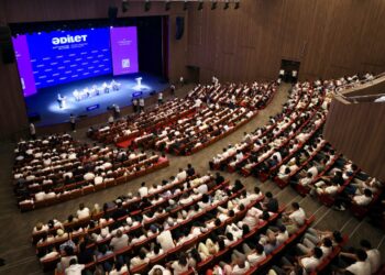 Туркестан стал первым регионом предвыборного тура партии «Әділет»