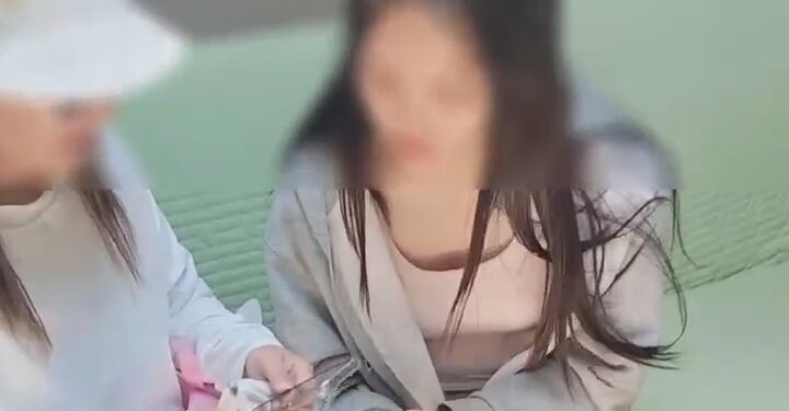 16-летнюю девушку госпитализировали после укуса змеи на Кольсае