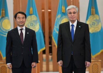 Токаев принял верительные грамоты послов ряда государств