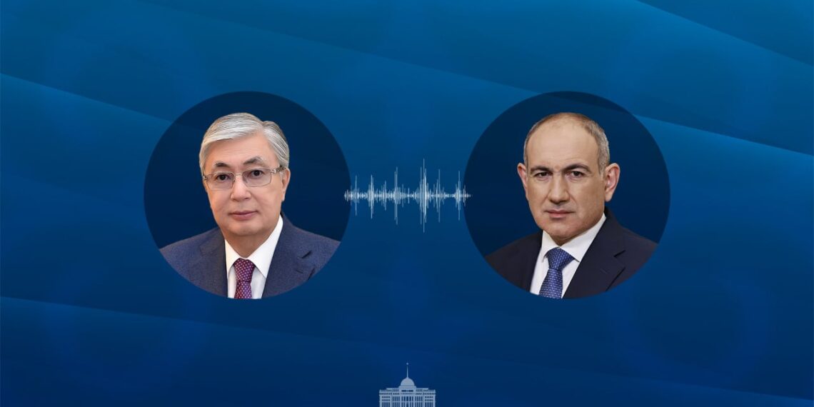Пашинян поздравил Токаева с успешным проведением выборов в Курултай