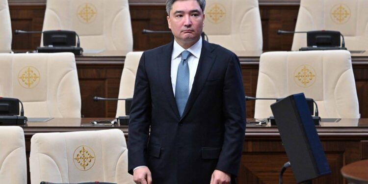 Олжас Бектенов Қазақстан Премьер-министрі қызметіне қайта тағайындалды