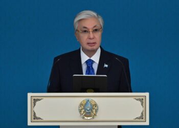Тоқаев үш автомобиль жолының құрылысын бастауға арналған телекөпірде сөз сөйледі