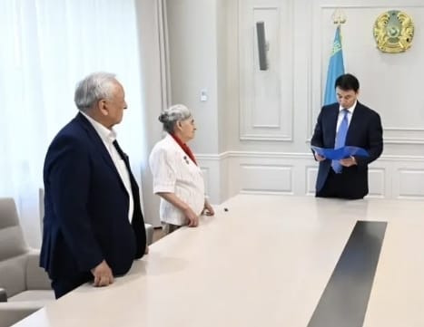 Асылы Осман наградили орденом «Барыс» II степени
