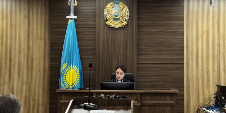 Судебный процесс по делу о гибели фельдшера Улданы Мырзуан: вдовец отказывается от статуса потерпевшего на фоне общественного резонанса