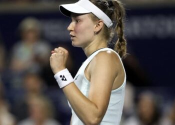 Рыбакина совершила мощный камбэк и вышла в финал WTA 1000 в Торонто