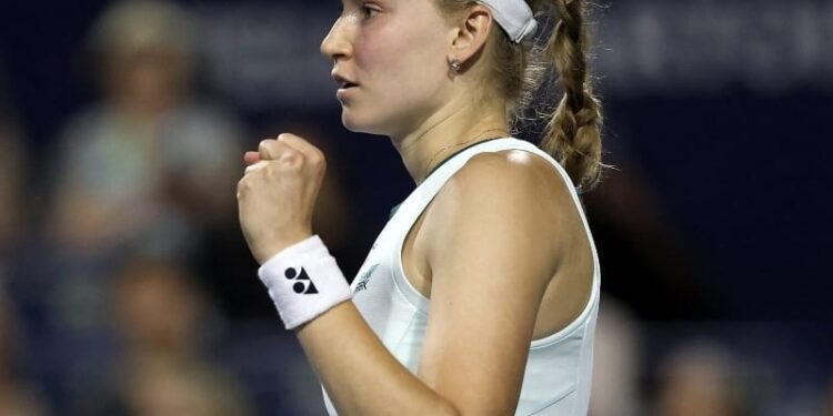 Рыбакина совершила мощный камбэк и вышла в финал WTA 1000 в Торонто