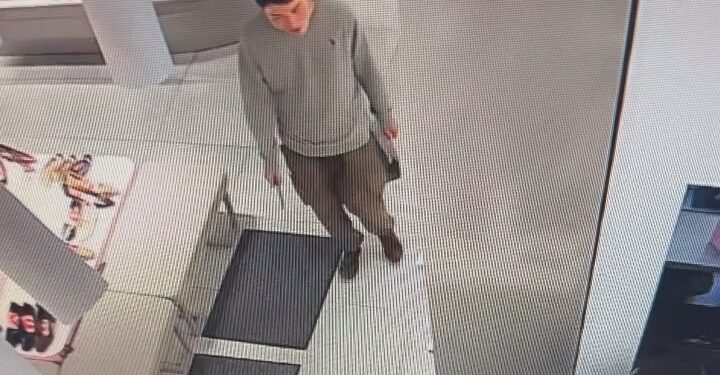 19-летний парень с ножом напугал посетителей Abu Dhabi Plaza в Астане