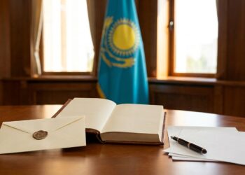 Токаев поздравил Марфугу Айтхожу с 90-летием