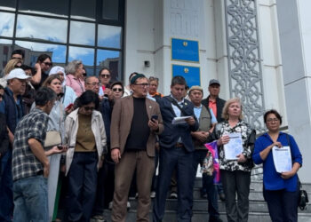 «Кто теперь пойдет в ОСИ?»: управдомы обратились к Президенту по делу о рухнувшем кондиционере