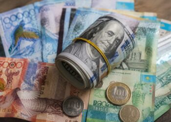 Доллар может подорожать до 517 тенге: мнение аналитиков