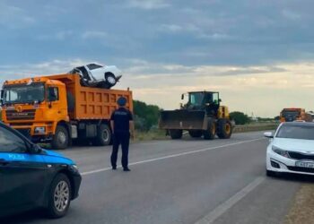 Два человека погибли в лобовом ДТП в Костанайской области
