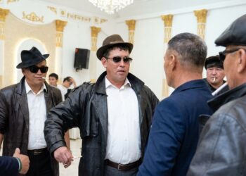 Шуточный обряд «тентек кәде» закончился избиением на свадьбе в Уральске