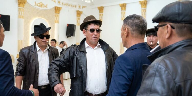 Шуточный обряд «тентек кәде» закончился избиением на свадьбе в Уральске