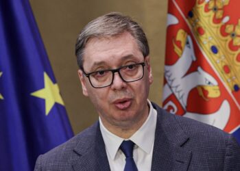 Вучич сдал пост президента: Сербию ждут внеочередные выборы