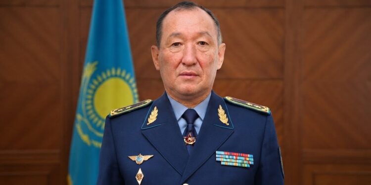 Даурен Косанов переназначен министром обороны Казахстана
