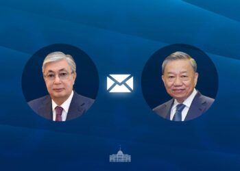 Токаев поздравил президента Вьетнама с Днем независимости
