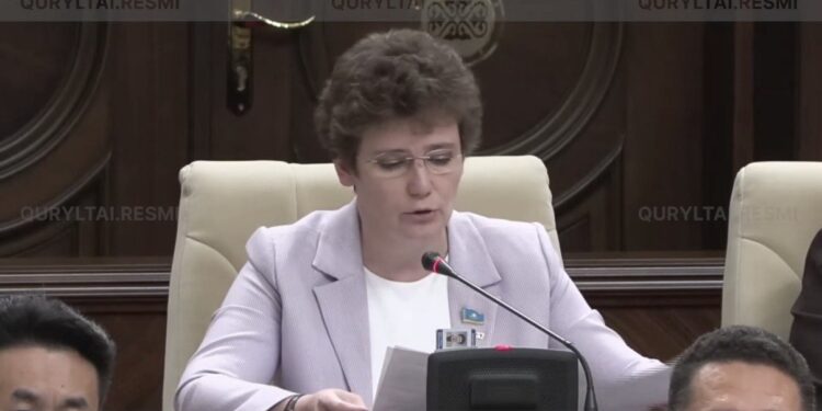 Упростить управление многоквартирными домами предложили в Курултае