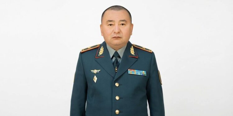 Куанышбек Уштаев назначен главнокомандующим Сухопутными войсками ВС РК