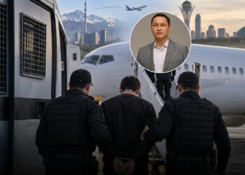 Санжара Бокаева этапировали из Алматы в Астану перед судом
