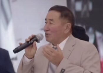 «Стоячим и гулящим»: непристойное бата ребёнку на сүндет-той возмутило Казнет