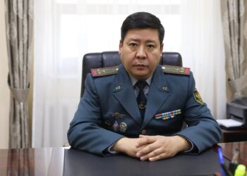 Аскера Бейсенова освободили от должности замминистра обороны